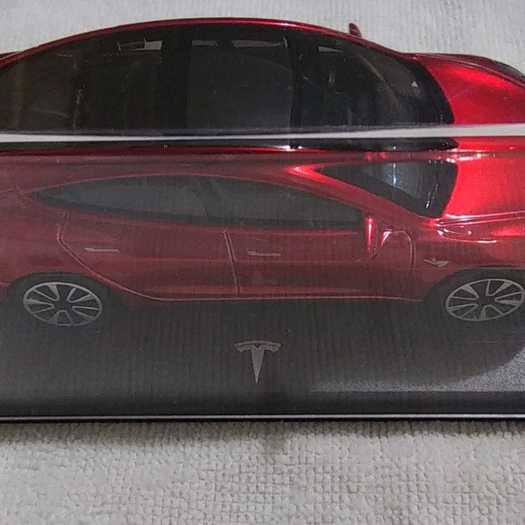 Tesla Model 3 Diecast 1/43 Car - Picture 9 of 16